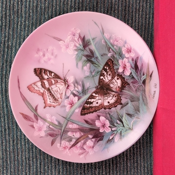 The Bradford Exchange Other - "White Peacocks" By Lena Liu  1989 Collector Plate Bradford Exchange
